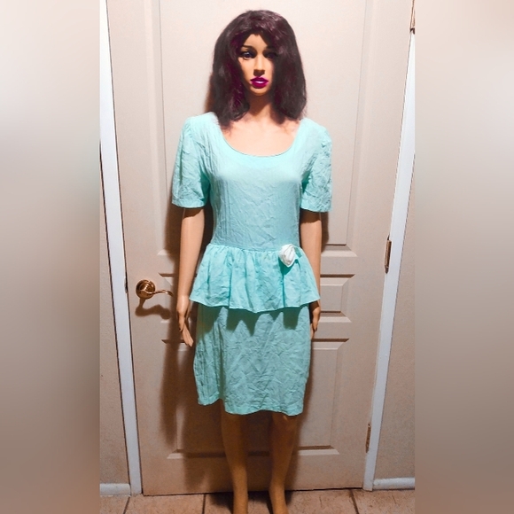 Vintage 80's Peplum Dress. - Picture 1 of 4